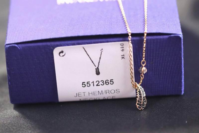 Swarovski Necklace 05lyx305